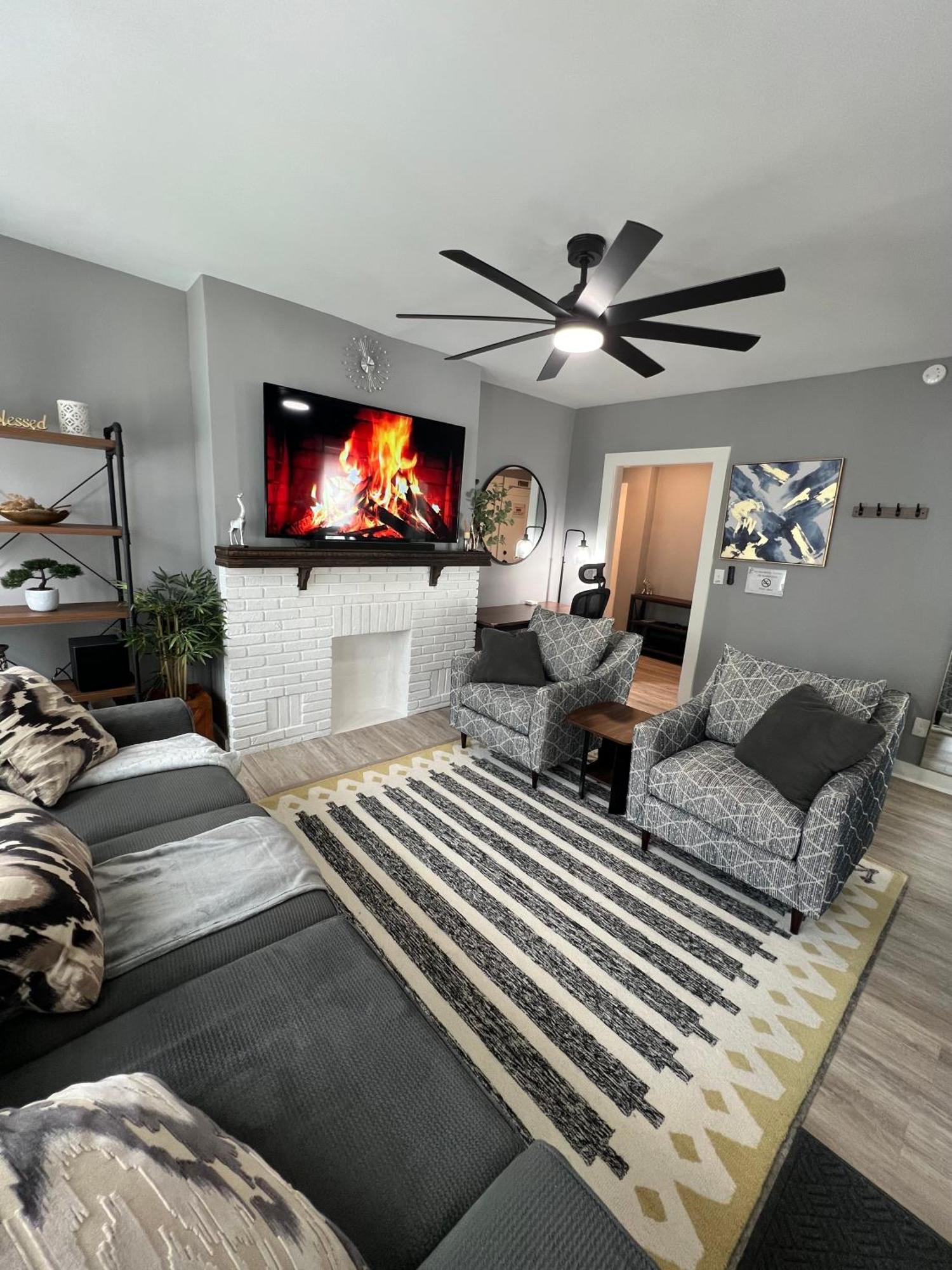 Charming 2Br 2Ba 10 Min Dt Airport By Lsp Homes Atlanta Exterior foto