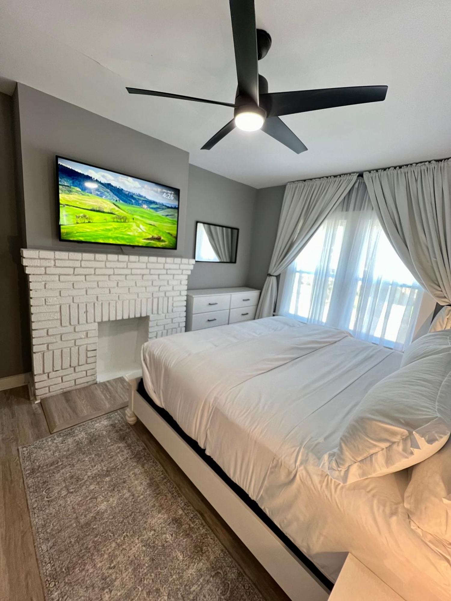 Charming 2Br 2Ba 10 Min Dt Airport By Lsp Homes Atlanta Exterior foto